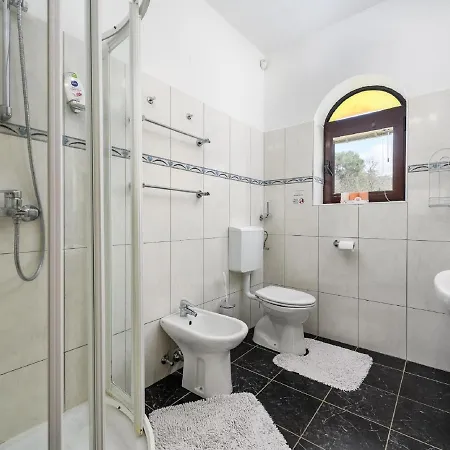 Spacious Holiday In Vi Njan With Private Pool
