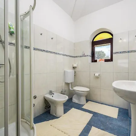 Ferienhaus Spacious Holiday In Vi Njan With Private Pool